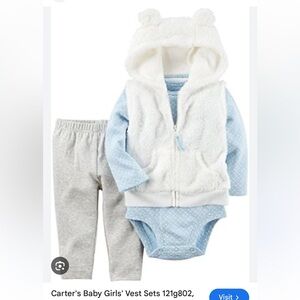 Carter’s baby girl 3 pc bear vest set 9M NWT
